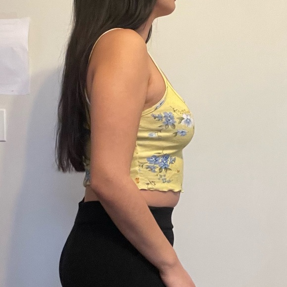 πΌ Forever 21 Yellow Floral Crop Top β Size Small πΌ - Picture 3 of 9